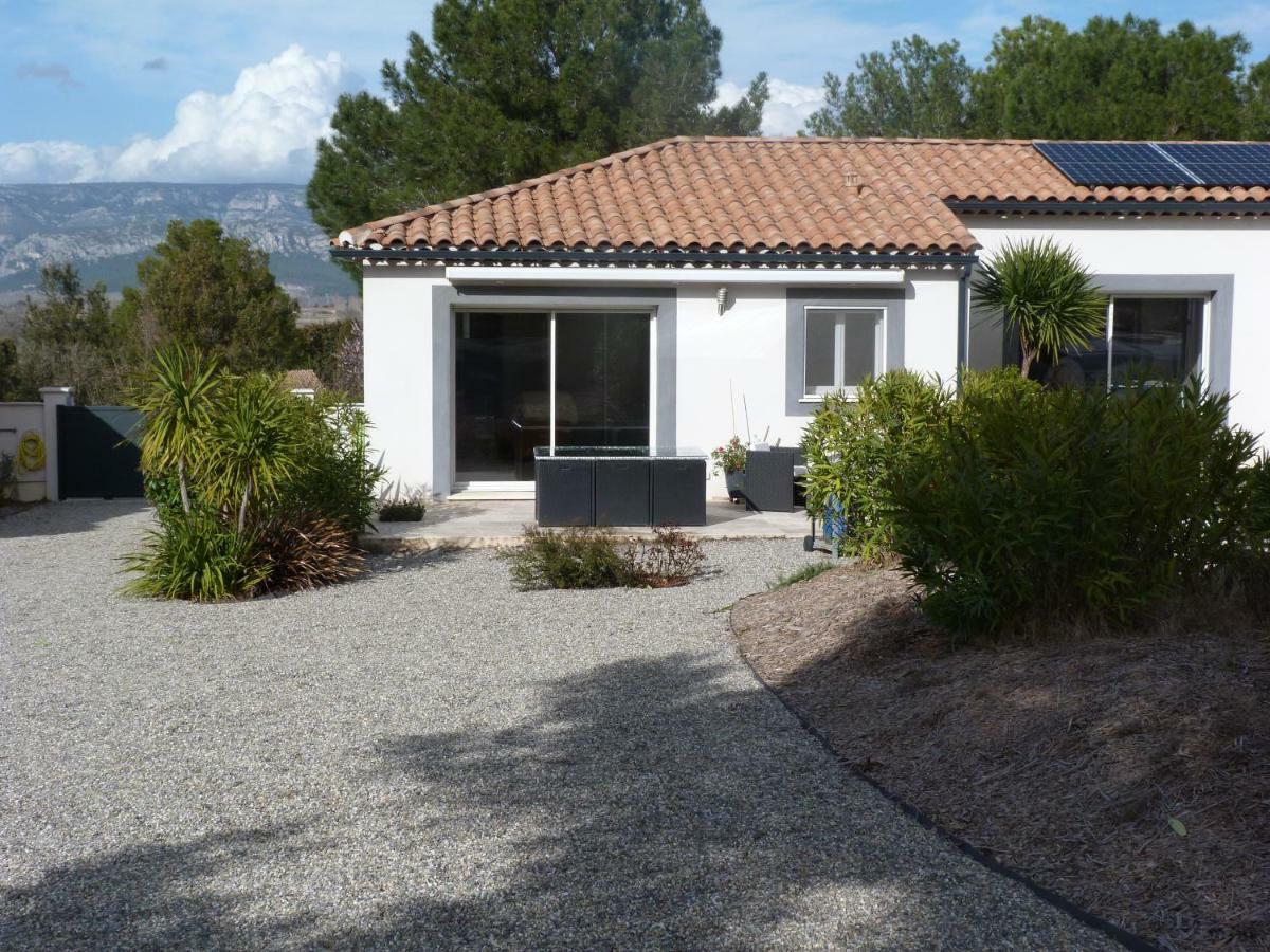 Les Cigales Apartment Alleins ภายนอก รูปภาพ